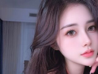 girl topless chat AgelaHui