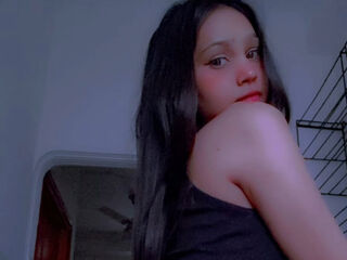 cam girl showing tits AmairaSingh