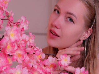 mastubating web cam girl BertaTurro