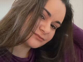 naked camgirl masturbating with vibrator BonnieJade