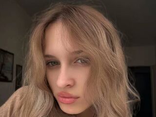 cam girl fingering ChiaMaia