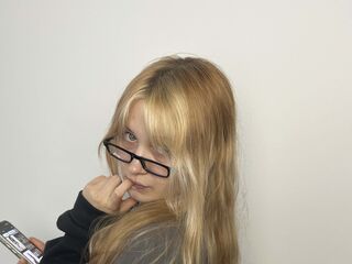 naked cam girl gallery EloiseGow