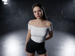 adultcam pic LeibeeThi