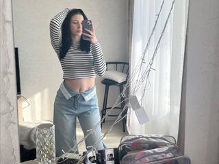 naked webcam girl photo LeoriCorde