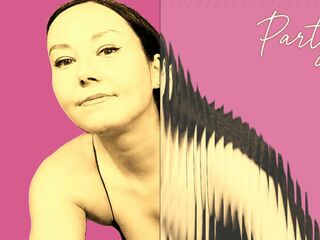 camgirl LucyLevatto