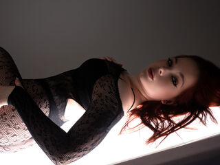 naked cam girl picture NikaMoyre
