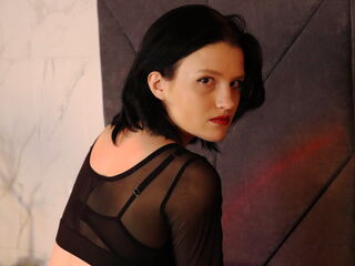 naughty camgirl masturbating with dildo RowenBenson