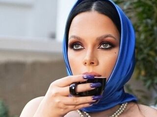 camgirl live porn webcam VictoriaMinha