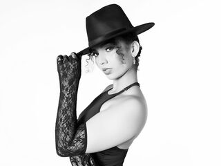 chat room live cam VeraBellucci