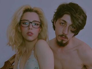 cam couple sex show CamileAndBruce