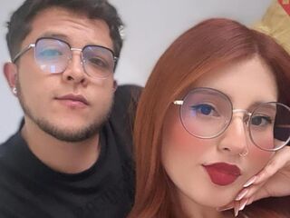 live webcam couple blowjob LeahandAlex