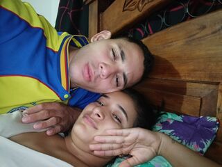 webcam striptease LucasAndMaya