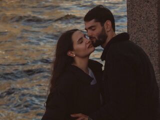 cam couple playing with vibrator NoraAndEdvin