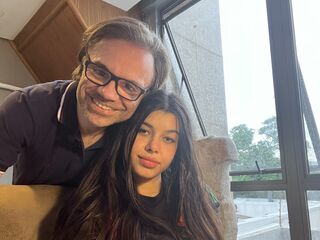 livesex cam free ViktorAndPenny