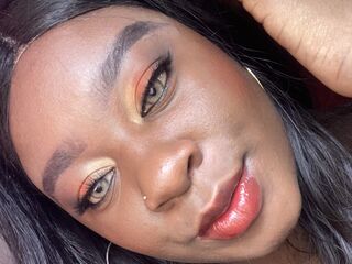 domina live cam YaraGwen