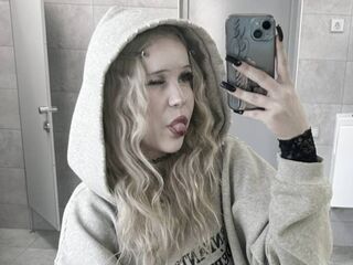 free video chat room AlicaUwu