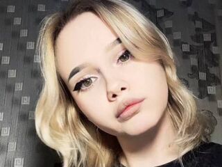 webcam striptease show AlmaLonabaugh