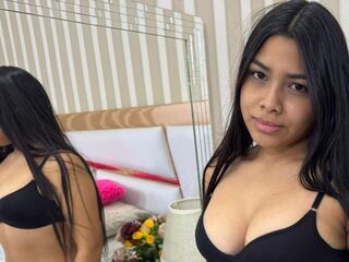 camgirl masturbating with vibrator AmarantaCopper