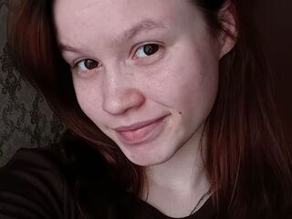 camslut spreading pussy AmmyDealer