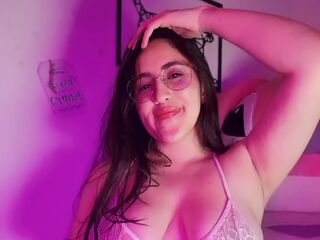 jasmin nude chat room AmyVele