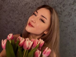 nude webcamgirl picture AngellaMasood