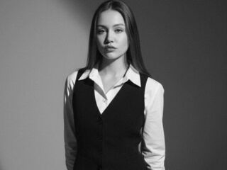 cam girl masturbating with dildo ArianeRovell