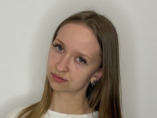 adult chat room AundreaMoczo