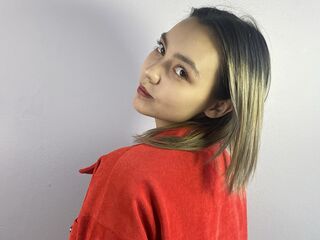 bedroom cam BellaWaves