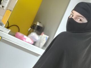 webcam girl chat BiaBlack