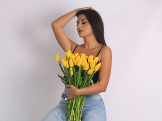 kinky webcam model Caassandra
