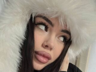 girl shaving pussy CherlynDarm