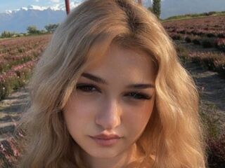 anal web cam CloudyFox
