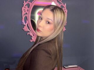 cam girl spreading pussy DarnellCalvani