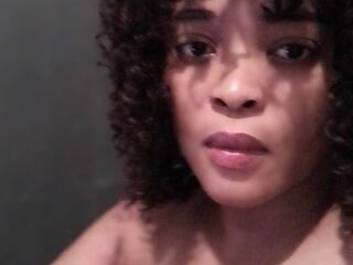 hot web cam show DelicateDiamond
