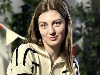 naked cam girl masturbating DonnetteHolck