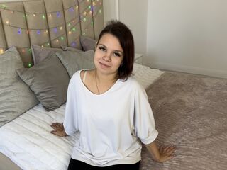 Kinky webcam DoraTurner