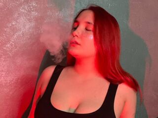 cam girl playing with vibrator EadlinBready