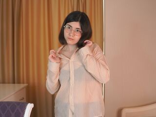 girl showing pussy EleanorPaisley