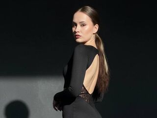 hot livecam EmilyGiffin