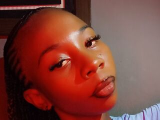 free cam photo FaveWhite