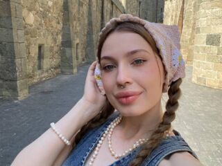 cam strip tease GlindaSankar