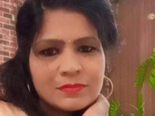 camgirl showing pussy HotNandini