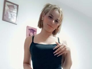hot cam girl spreading pussy JanetLarson