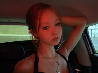 cam girl masturbating with dildo JanieceArcila