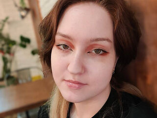 closeup web cam JannetteCasias