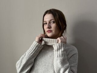 cam slut chat room JeannineHerzog