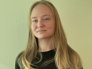 girl JeniferFerrarini