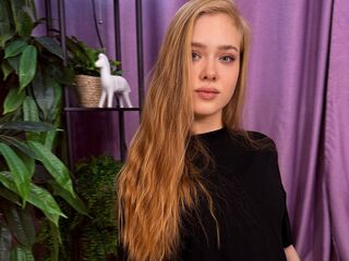 chat room webcam JuliMiu