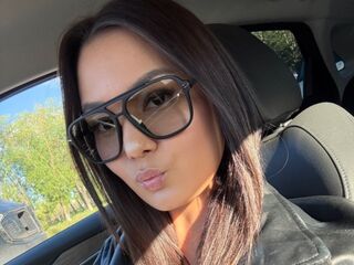 camwhore masturbating with dildo KathyChrisp