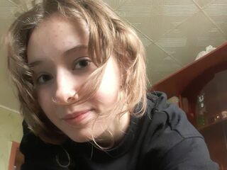 beautiful webcamgirl KatieFarman